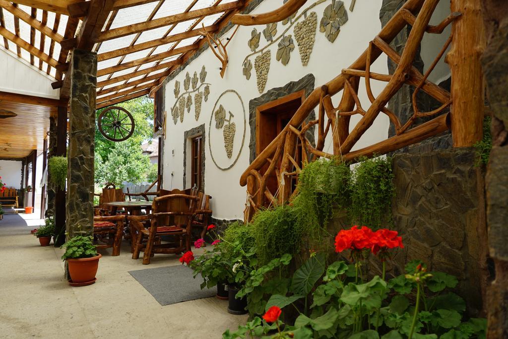 Casa Vlad Haţeg Exterior foto